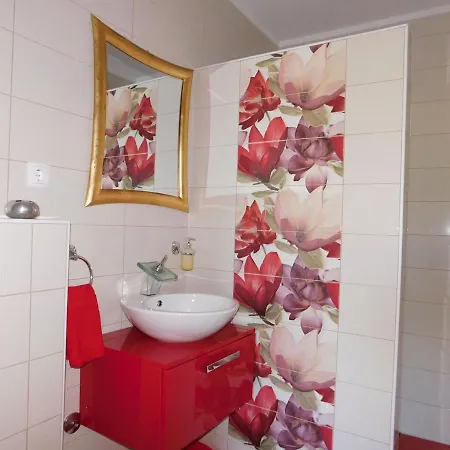 Renata - * Povlja (Brac)